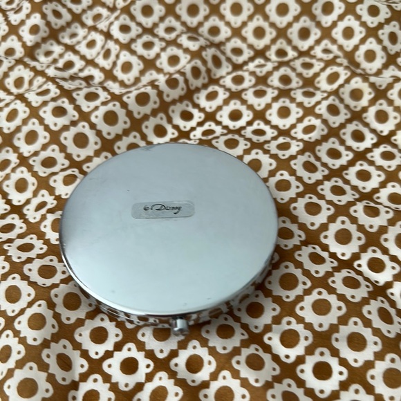 SEPHORA X DISNEY Little Mermaid Ariel Compact Mirror - Picture 5 of 8